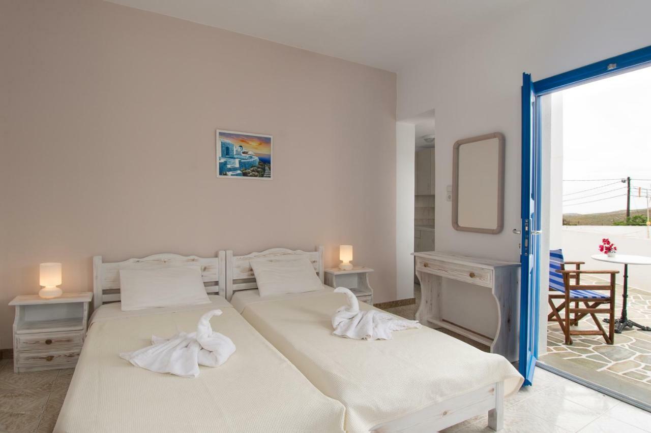 Evgenia Rooms And Apartments Folégandros Dış mekan fotoğraf